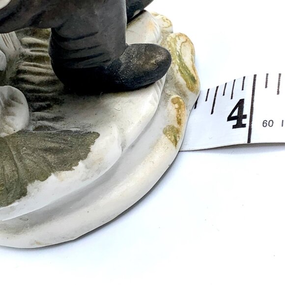 Vintage Bisque Figurine Of Old Man With Pipe Hat Reading Book Sitting on Bench - Picture 11 of 11